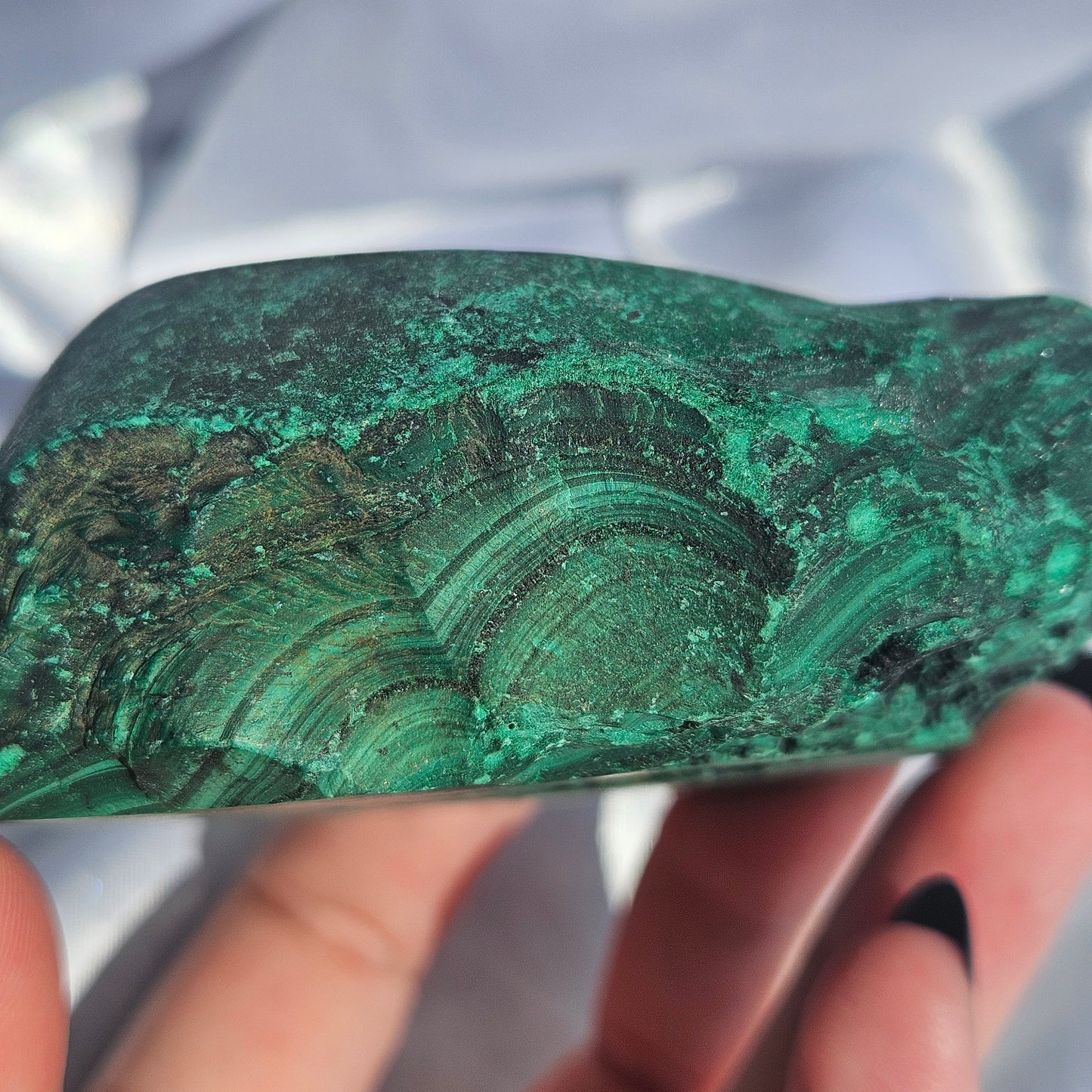 Half polish malachite slab