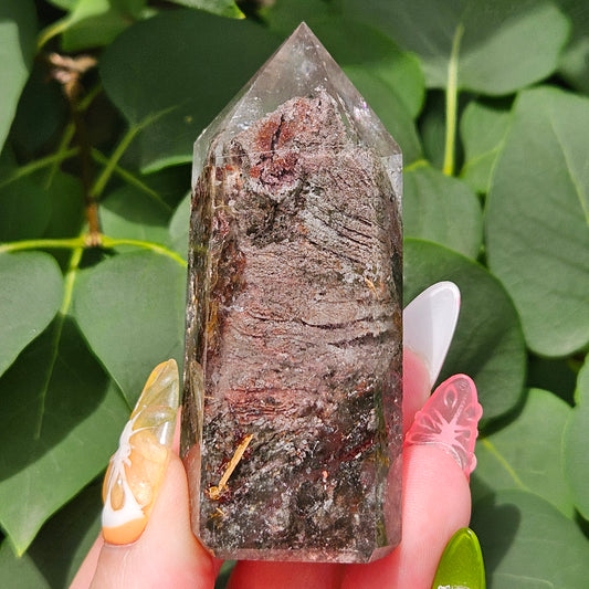 Garden quartz tower