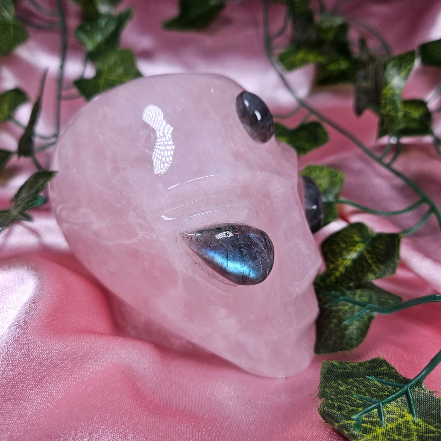 Rose quartz & labradorite alien head