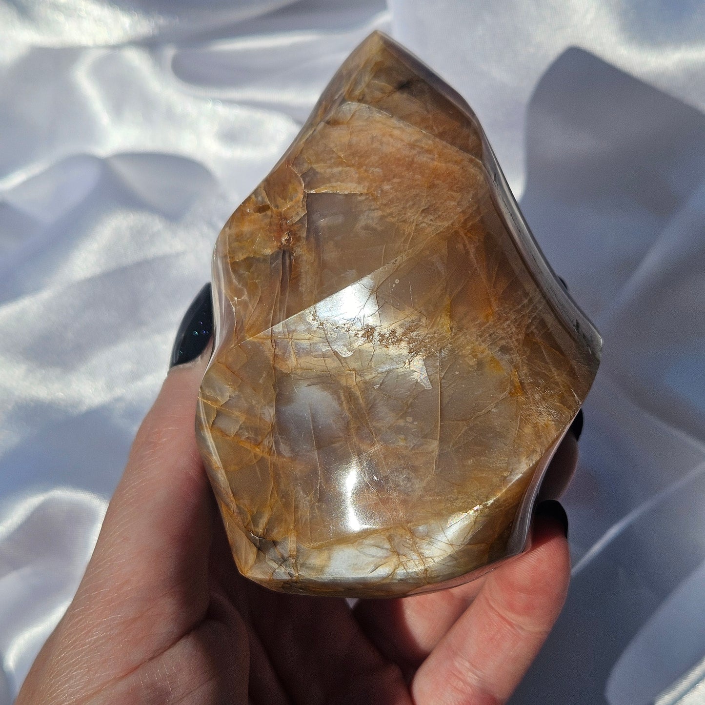 Peach moonstone flame