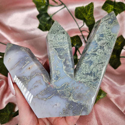 Moss agate triple point