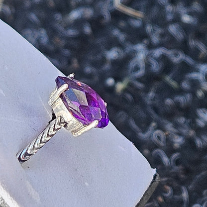 Amethyst faceted ring