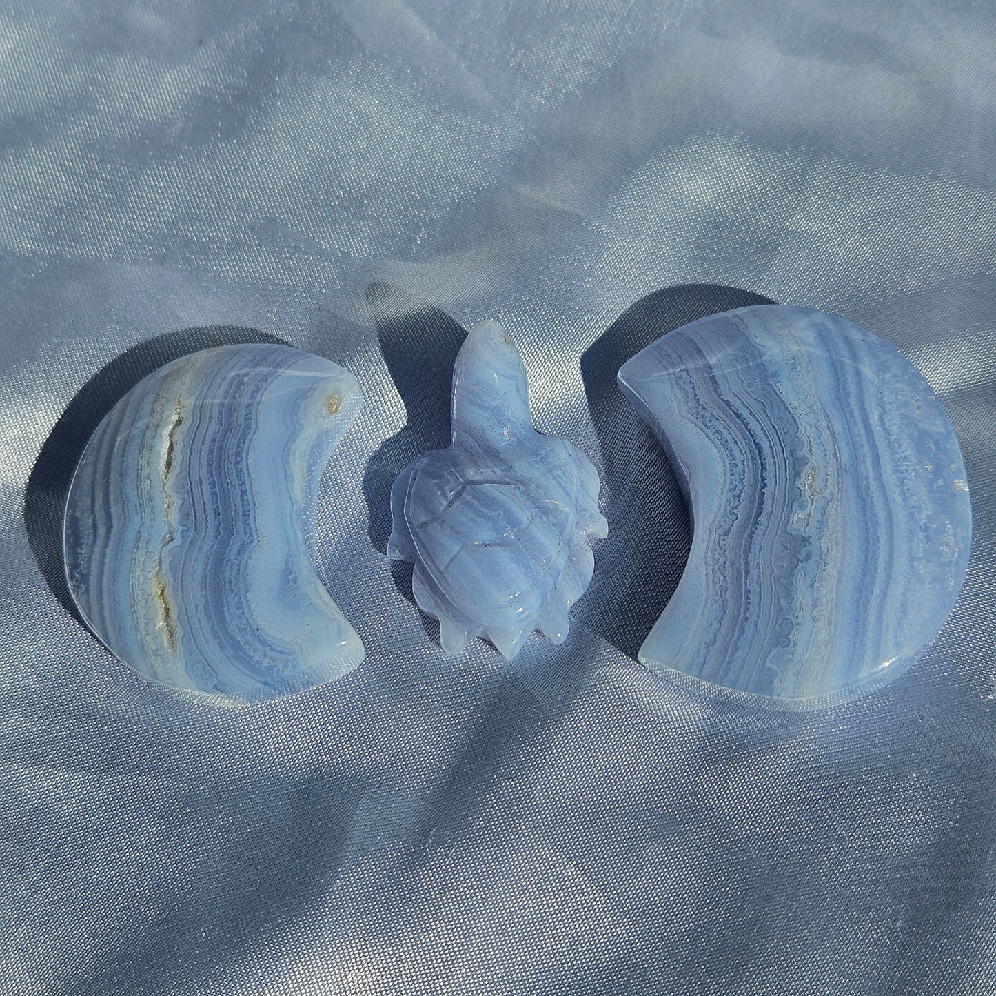 Blue lace agate carving
