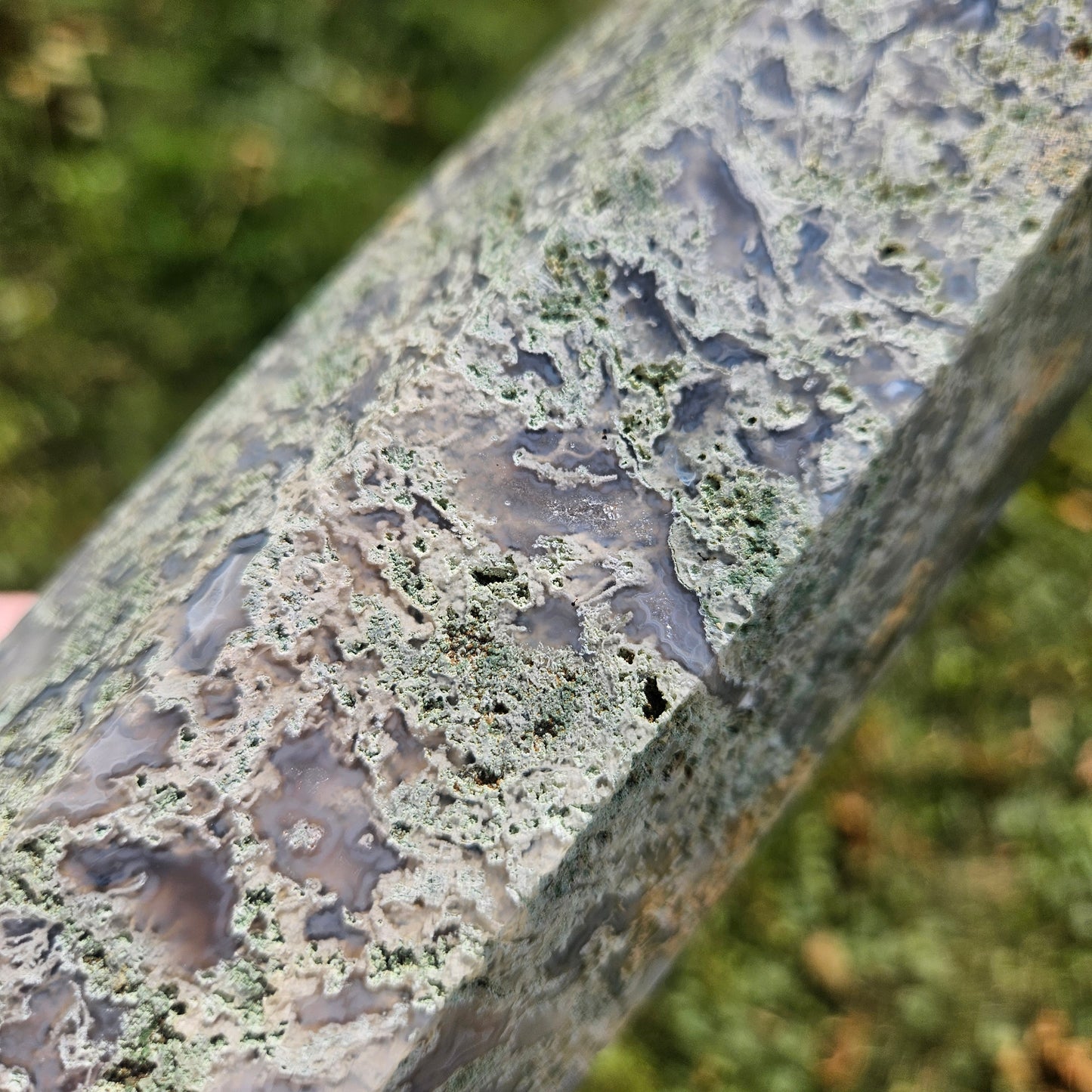 XXL Moss agate tower