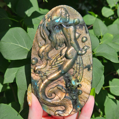 Labradorite statement piece
